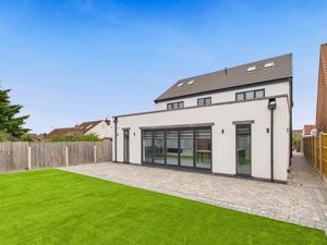 Photo 26- click for photo gallery